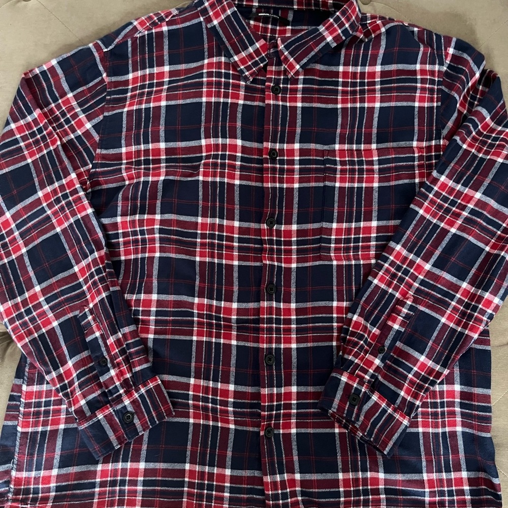 Men’s flannel shirt by FashionNova for Men size XXL